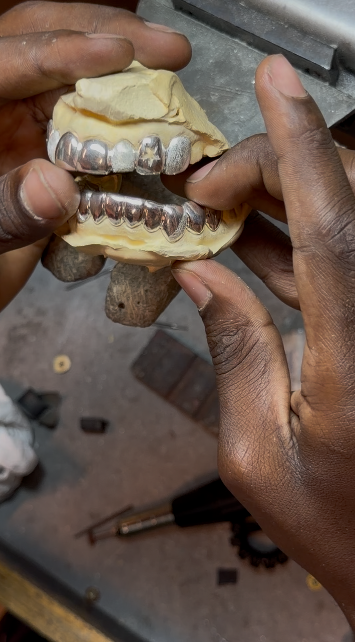 MAKE YOUR OWN GRILLZ WORKSHOP